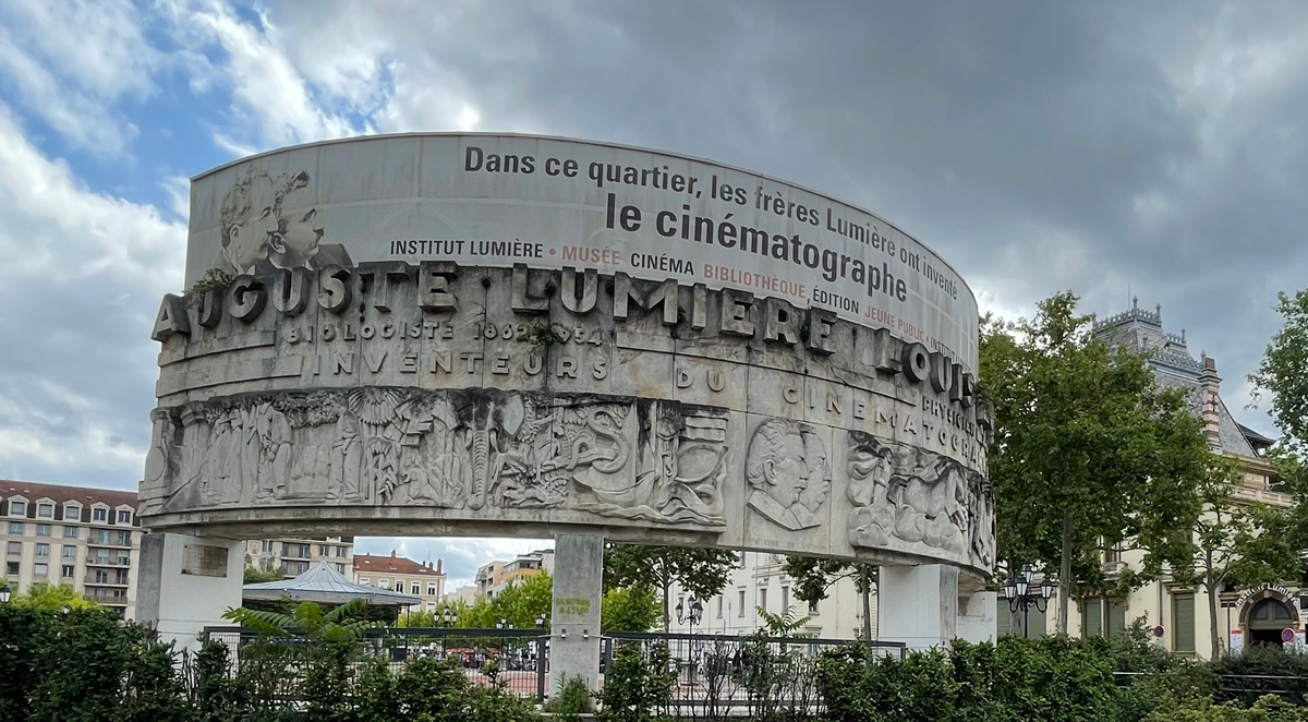 CIL Monplaisir - Dosiers : Enquête publique sur l'Etat des monuments publics du quartier